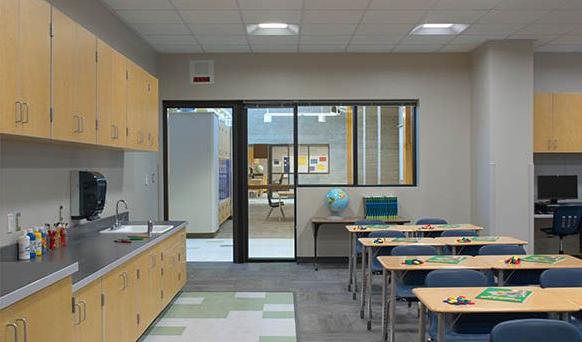 Cree_Education_MonroeElementary_EverettWA_CaseStudy_007.jpg